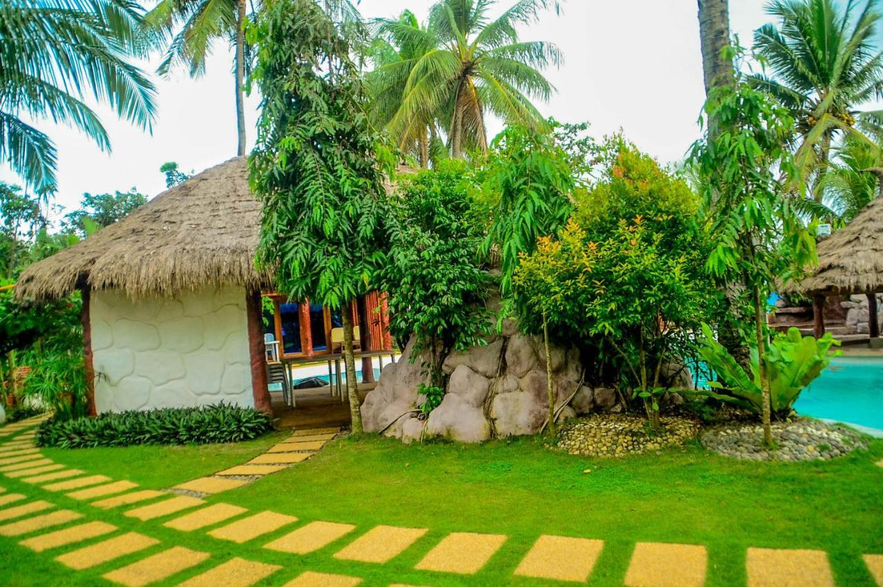Camaya-an Paradise Beach Resort Malabugas Bagian luar foto